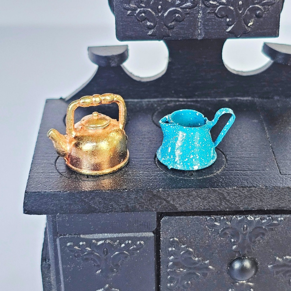 Vintage‎ Dollhouse Miniature Copper Kettle and Blue Speckled Pitcher Set 1:12